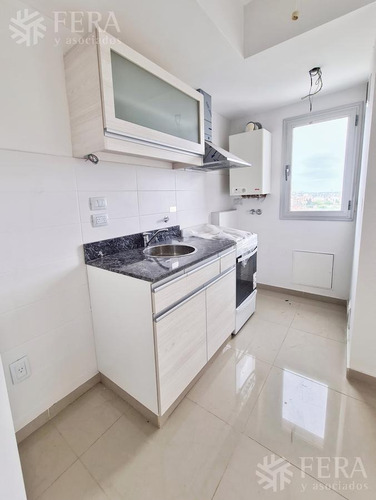 Imagen 3 de 22 de Venta De Departamento Monoambiente Con Cochera En Berazategui (28960)
