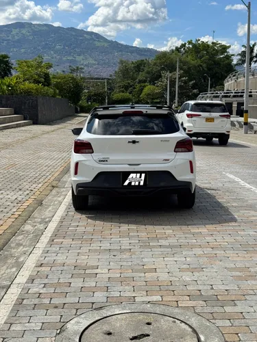 Chevrolet Onix 1.0T Rs Mt