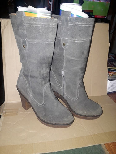 Botin De Cuero Gamuzon Gris Claro Basemen Talla 35