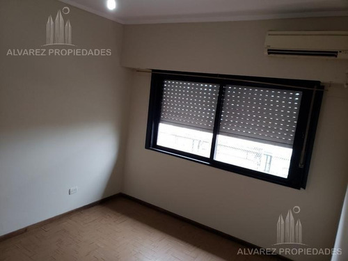 Imagen 4 de 13 de Departamento 3 Ambientes Venta Villa Santos Tesei Hurlingham