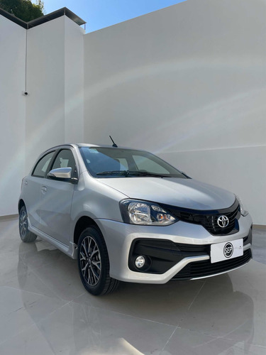 Imagen 3 de 25 de Toyota Etios Xls At 0km 2022