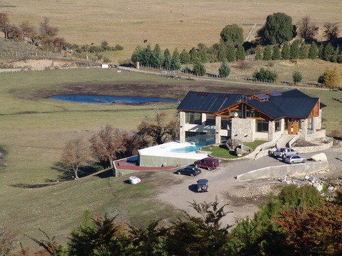 Club de Campo Estancia Los Ñires
