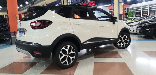 Imagem 9 de 12 de Renault Captur 1.6 16v Sce Intense 2018