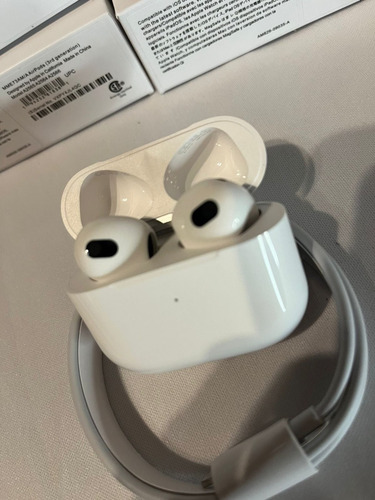 Audífonos Oem 3ra Gen Compatible Con iPhone Y Android