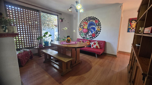 Casa En Venta De 3 Dorm. En Macul