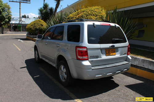 Ford Escape 3.0 XLT At 4X4