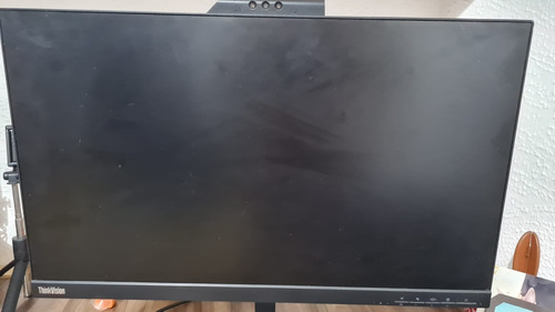 Monitor Thinkvision T24v-10 Voip Cámara Fhd Vga, Hdmi Y Dp (Usado)