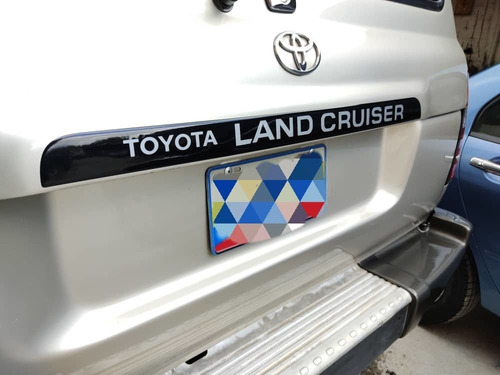 Imagen 1 de 5 de Emblema Platina Resinado Toyota Land Cruiser Burbuja /autana