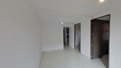 Apartamento En Venta  En Chagualo Medellín (x)