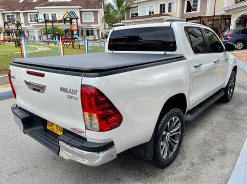Toyota Hilux 2.8 Srv Automatica 4x4