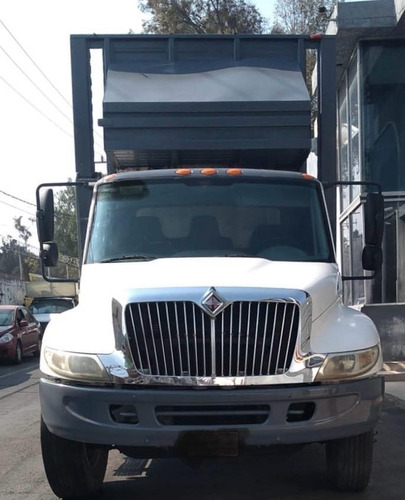 Camión Torton International 4400 22 Tons.