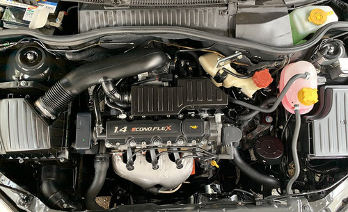 Imagem 8 de 15 de Chevrolet Corsa 1.4 Maxx Econoflex 5p - Único Dono