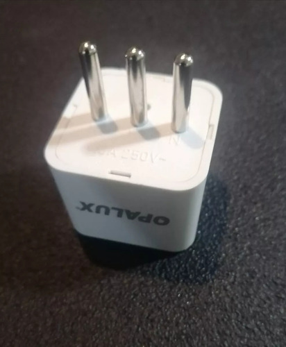 Adaptador Enchufe Multiple Redondo 3 En Linea Op603-l Opalux