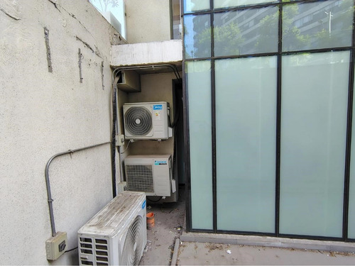 Arriendo Local Comercial 206m2 Las Condes Metro Manquehue.