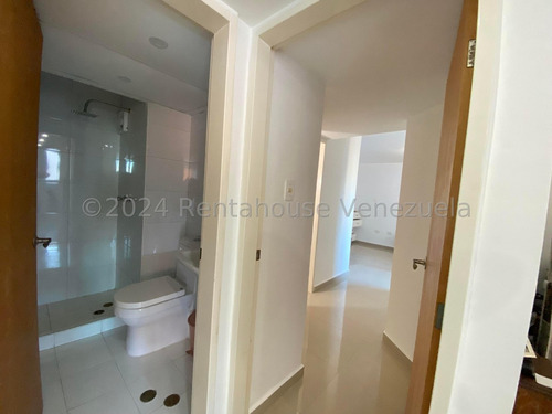 Alquila En El Conjunto Residencial Mas Cotizado De La Zona Norte, Apartamento A Estrenar 24-26904 Irrr
