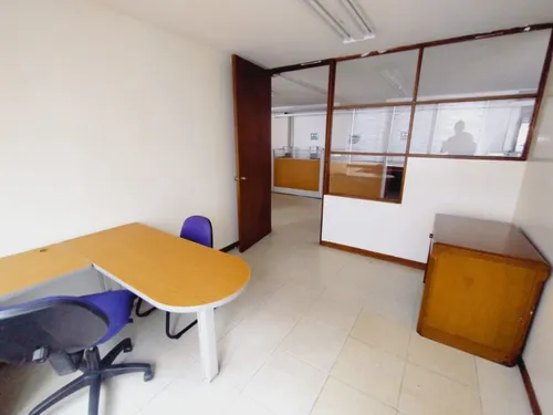 Oficina En Arriendo En Centro. Cod A1023105
