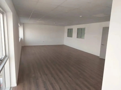 Arriendo Bodega 244m2 Y 60m2 Oficinas Uf 51