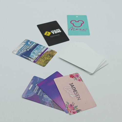 Imagen 4 de 7 de Tarjetas Poliester 90x60mm Impresas Simple Faz Pack 200u