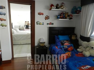 Imagen 26 de 30 de Casa En Venta De 5 Dormitorios En Colina
