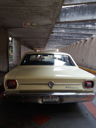 Imagen 4 de 14 de Ford Mustang Falcon V8