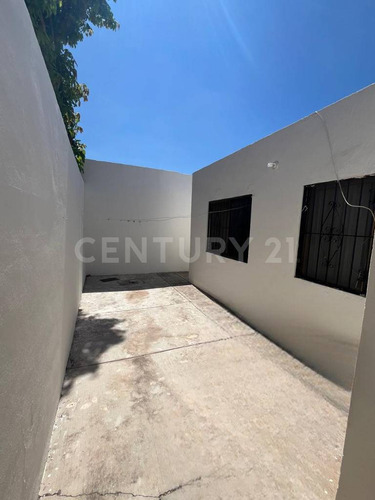 Se Renta Casa Semiamueblada Col. Villa California, Cajeme, Sonora