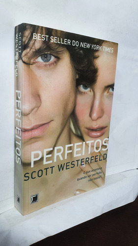 Livro Perfeitos - Série Feios. Volume 2 - Scott Westerfeld