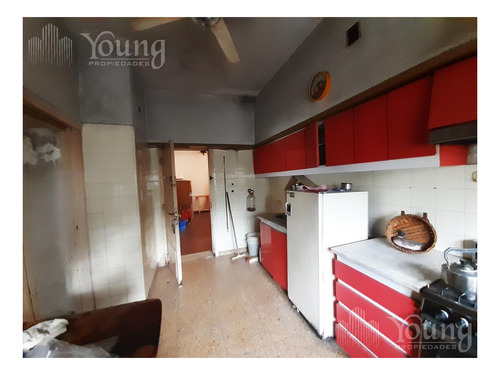 Imagen 15 de 28 de Casa De 4 Ambientes Con Jardin Y Pileta En Berazategui