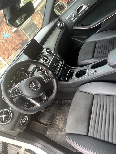 Mercedes-Benz Clase GLA 1.6 Gla250 4 matic Amg-line 211cv