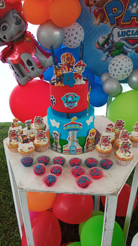 Combo Torta 35p, Gelatina, Ponquesitos Y Trufas $70