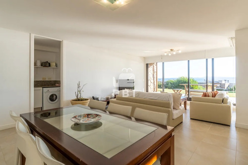 Apartamento En El Lomo De La Ballena 1 Dormitorio - Quartier Punta Ballena - Ref : Pbi1057