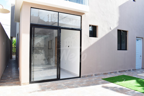 Venta Casa Moderna Con Piscina En Santiago (hfc-238)