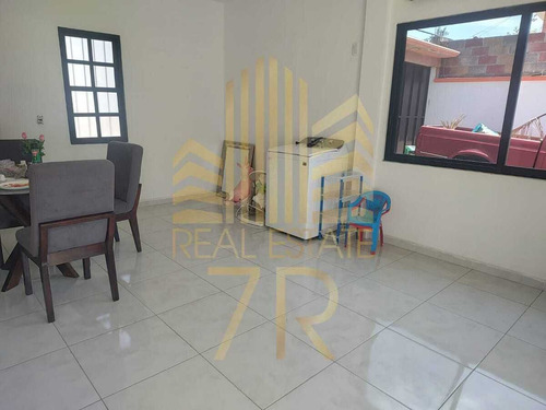 Casa En Venta En Morelos, Con Jardín Amplio