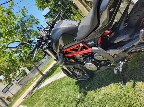 Imagen 6 de 11 de Benelli Tnt 300