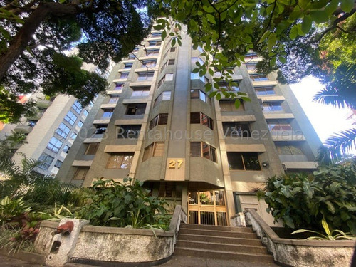 Se Vende Cómodo Apartamento En El Rosal, Caracas. Pm