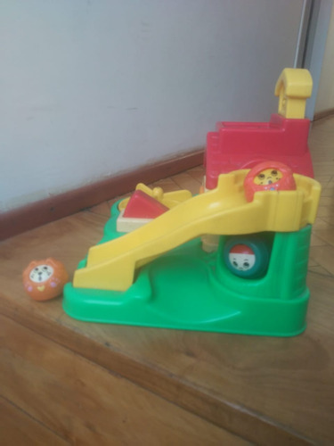 Isla De Juegos Y 3 Personajes Bolitas Fisher Price (Usado)