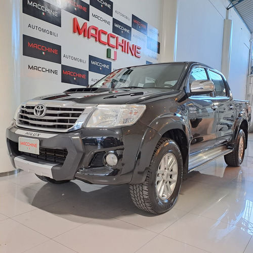 Toyota Hilux 3.0 Cd Srv Cuero I 171cv 4x4 5at