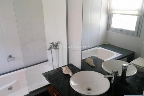 Casa En Venta De 4 Dormitorios En La Barra -ref:3946