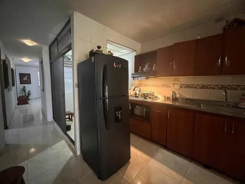 Apartamento Segundo Piso Santamaría Itagüí Cod.040225-25