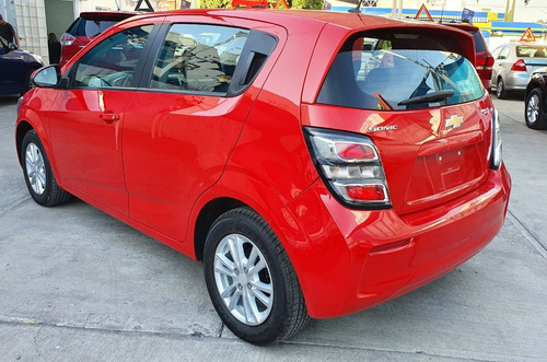 Chevrolet Sonic 2017 Lt Hatchback Std