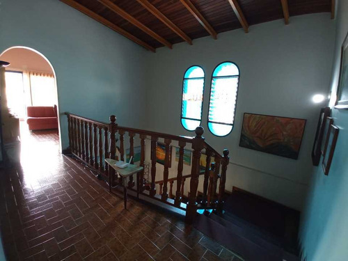 Imagen 14 de 30 de Se Vende Casa 329 M² 6h/5b/2p Santa Paula