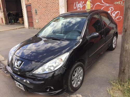Peugeot 207 1.6 110 Feline 5p