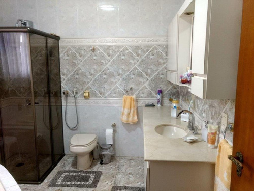 Imagem 11 de 19 de Casa, 3 Dormitório, 3 Suítes, 4 Vagas, À Venda, No Jardim São Paulo, Em São Paulo - Reo301180
