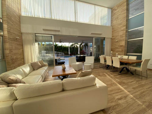 Imagen 10 de 30 de Casa En Venta En Mérida En Privada De Lujo Con 10 Recámaras