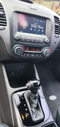 Kia Cerato 2.0 Sx At6 5 p