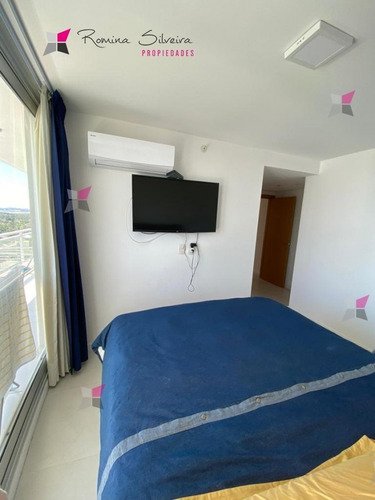 Excelente Departamento En Piso Alto Edificio Bellagio- Ref: 9489