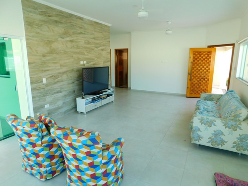 Imagem 8 de 14 de Casa Mobiliada C/ Piscina A Venda Na Praia De Peruíbe