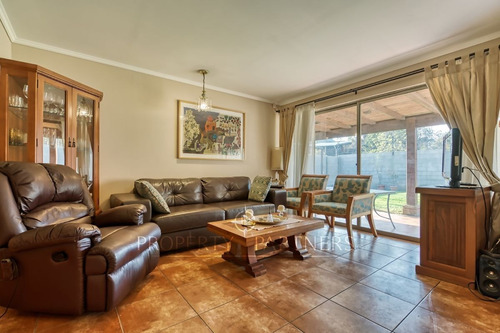 Imagen 4 de 14 de ¡excelente Oportunidad! Casa En Venta Peñalolén, Condominio.