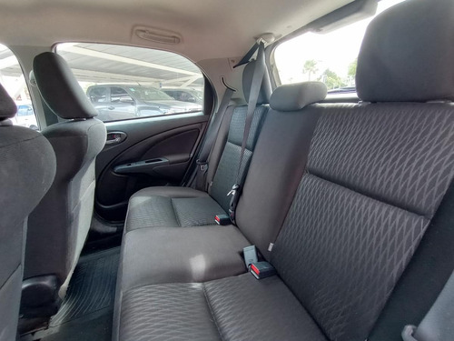 Toyota Etios 1.5 5p Xls 6mt L18