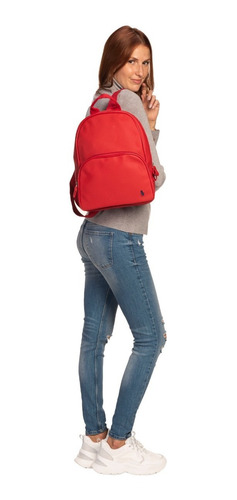 Imagen 5 de 8 de Backpack Hpc Polo Texturizada Con Logo De La Marca