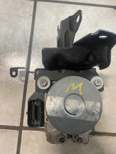 Módulo Abs Nissan Pathfinder 2013-15476609pe0a Ml901 (Usado)